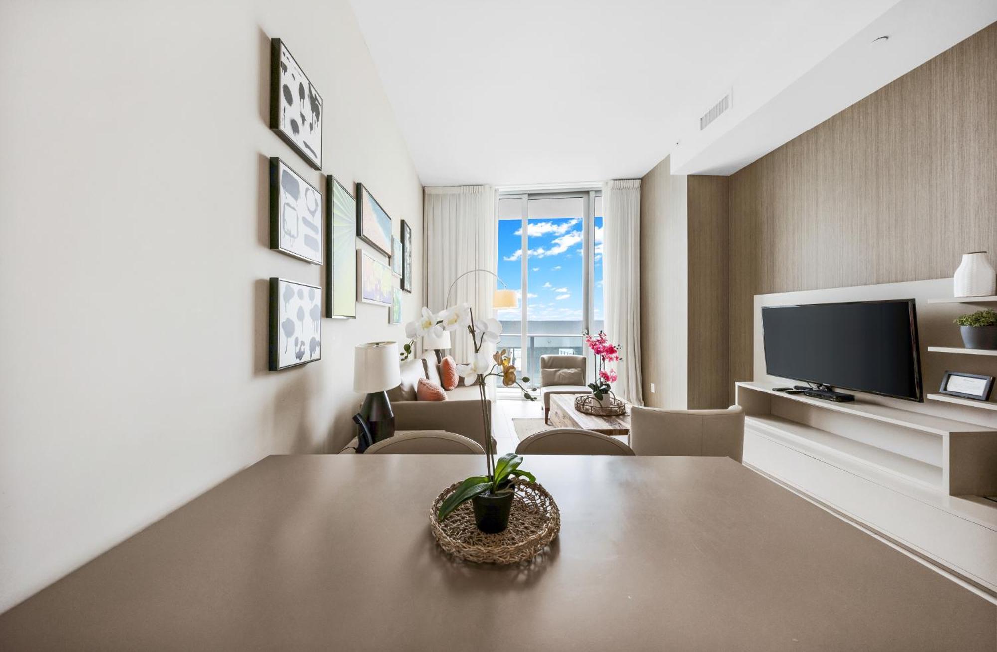 Wake Up To The Sound Of Waves In A Stylish Condo In A Luxury Resort Hollywood Eksteriør bilde