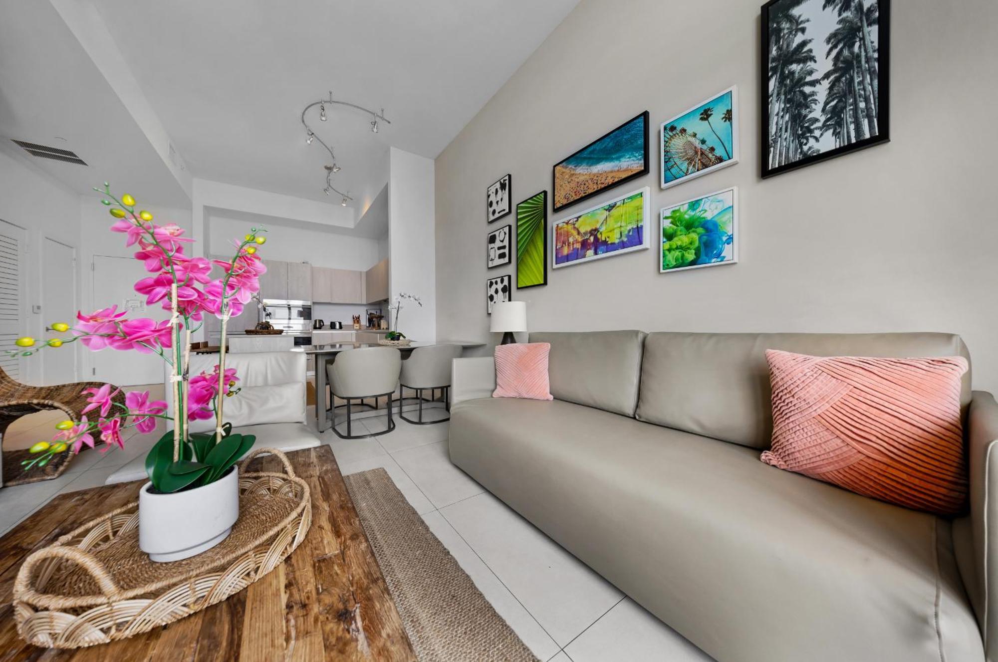 Wake Up To The Sound Of Waves In A Stylish Condo In A Luxury Resort Hollywood Eksteriør bilde