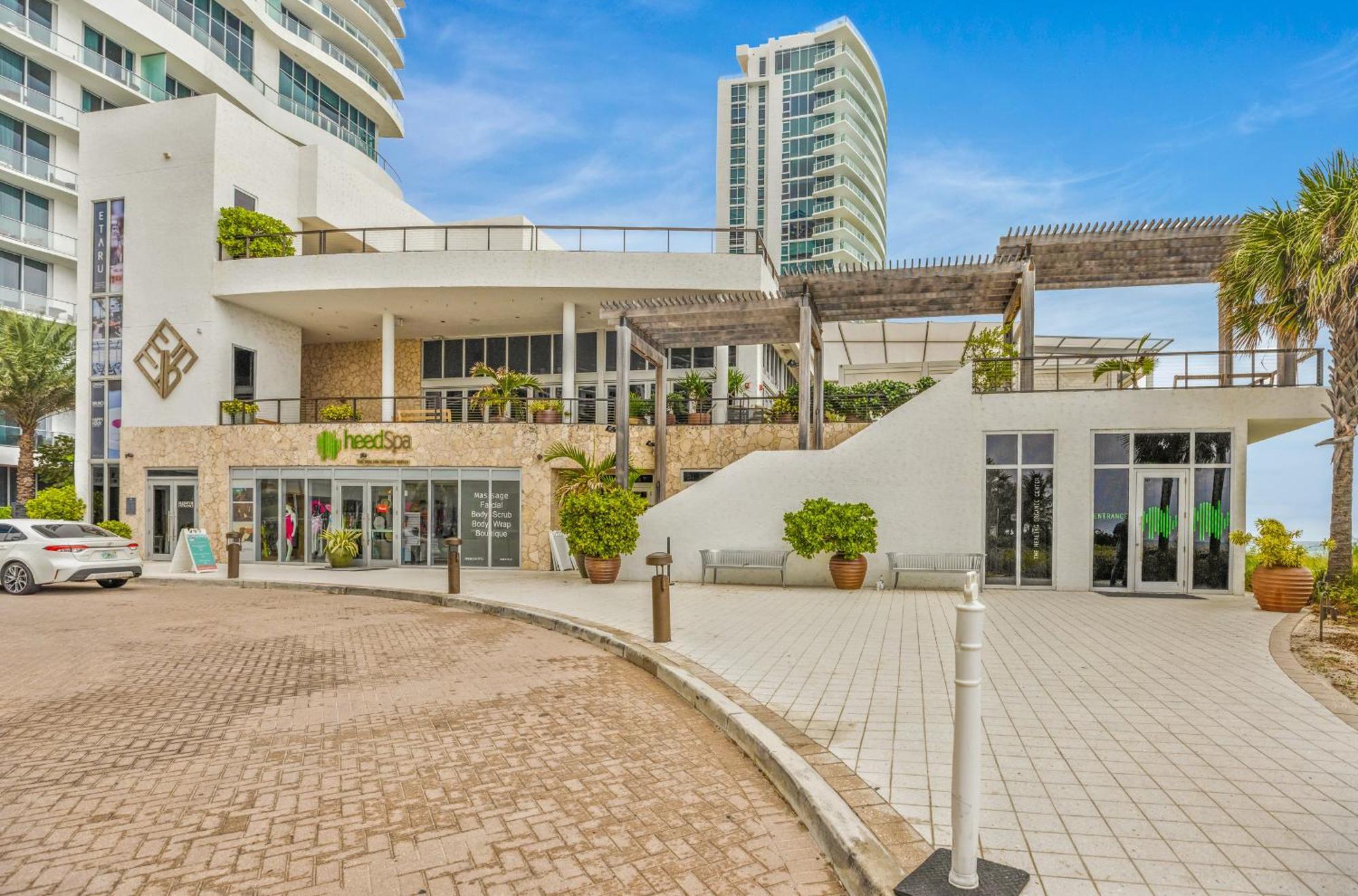 Wake Up To The Sound Of Waves In A Stylish Condo In A Luxury Resort Hollywood Eksteriør bilde