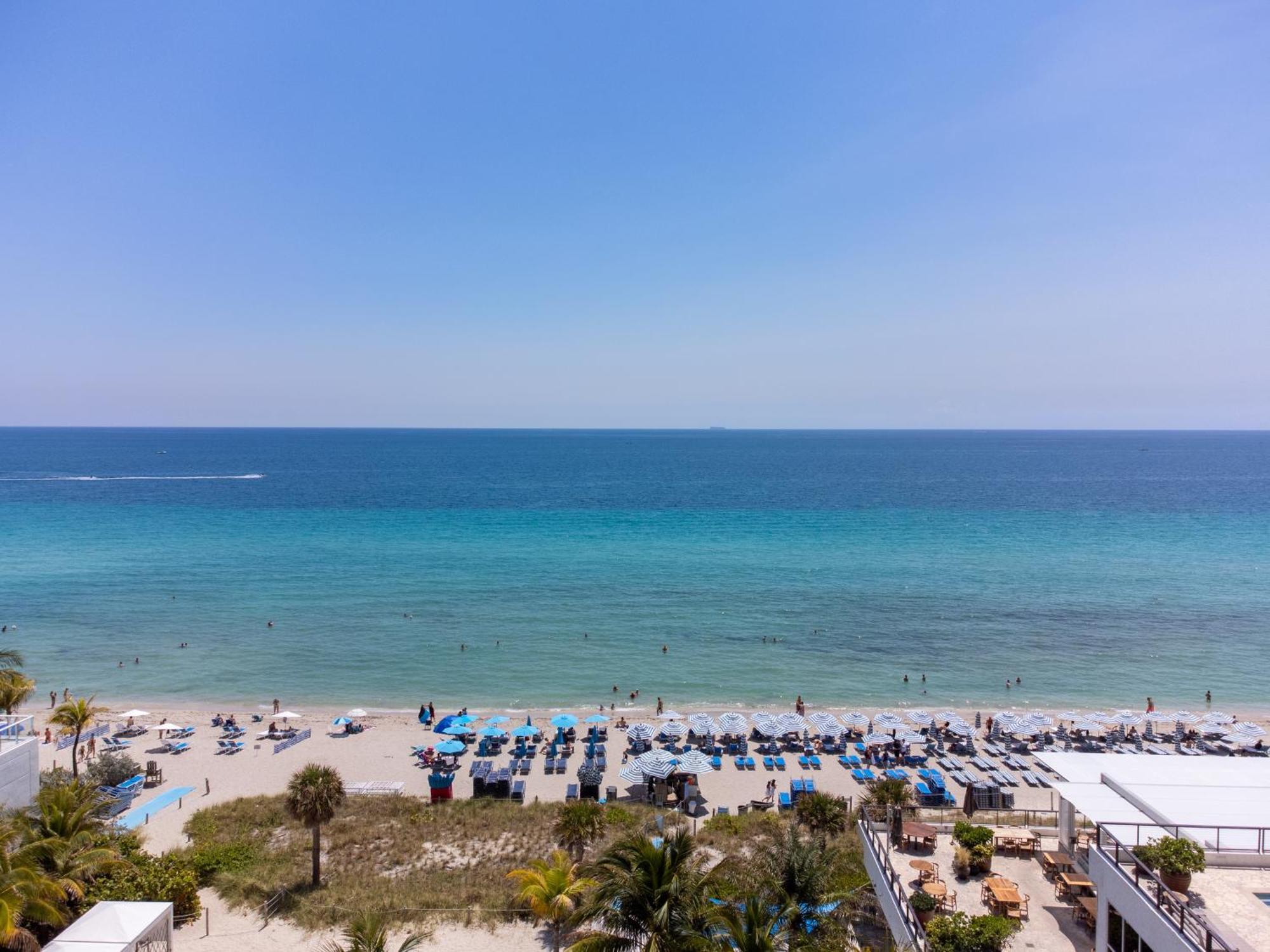 Wake Up To The Sound Of Waves In A Stylish Condo In A Luxury Resort Hollywood Eksteriør bilde