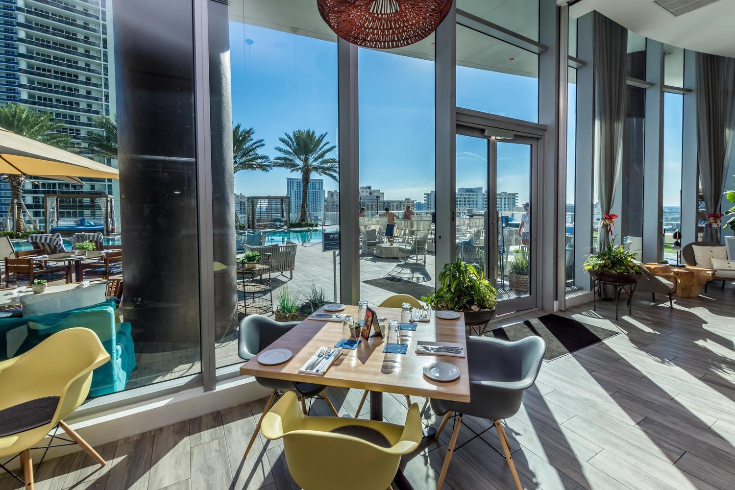 Wake Up To The Sound Of Waves In A Stylish Condo In A Luxury Resort Hollywood Eksteriør bilde