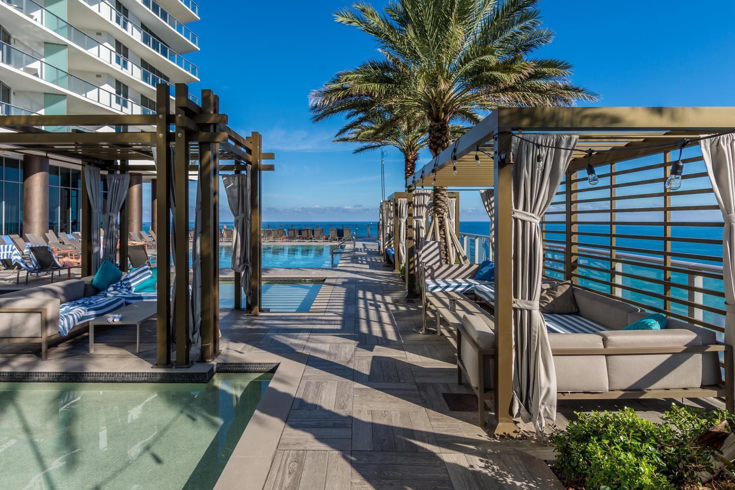 Wake Up To The Sound Of Waves In A Stylish Condo In A Luxury Resort Hollywood Eksteriør bilde
