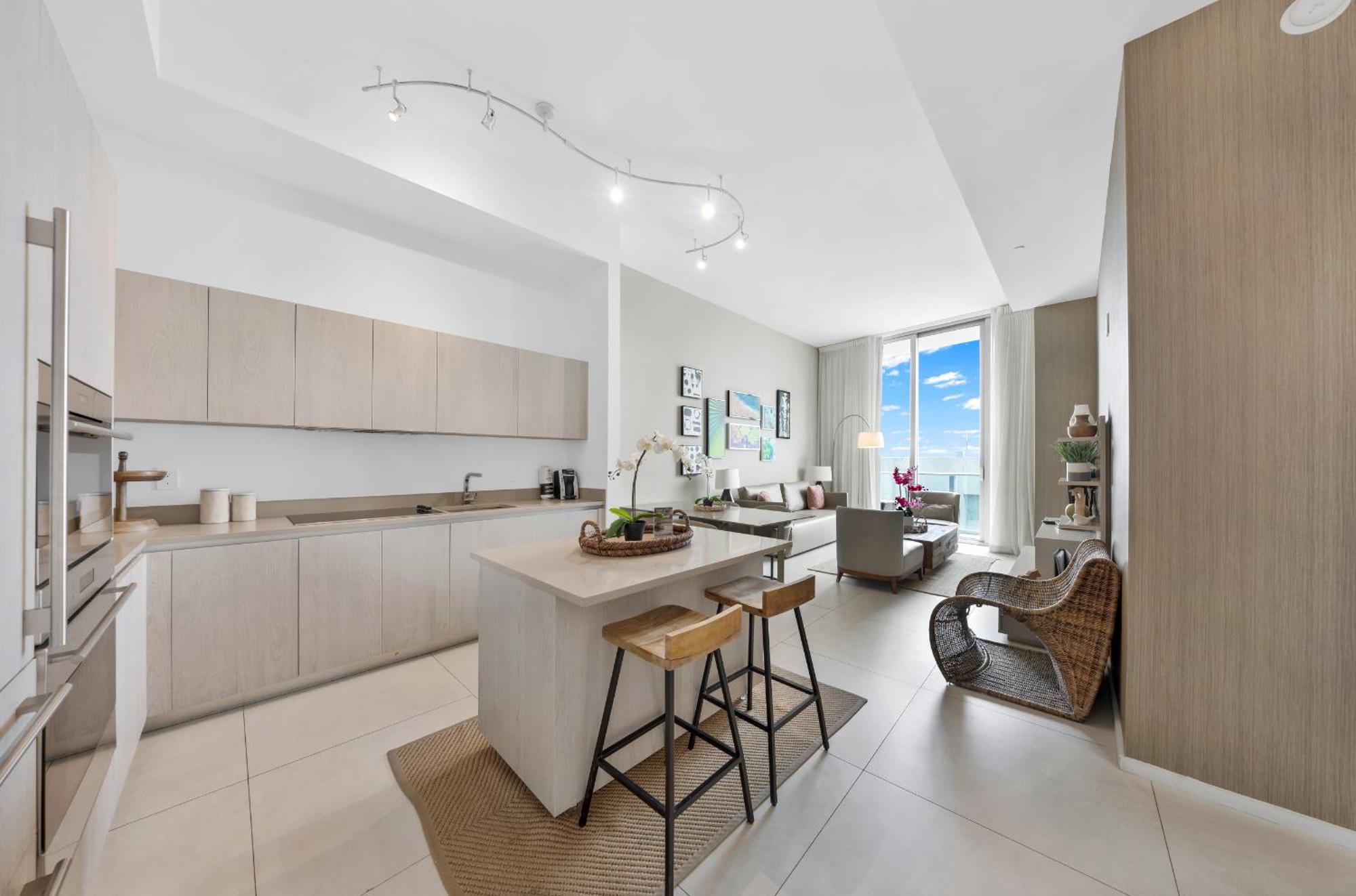 Wake Up To The Sound Of Waves In A Stylish Condo In A Luxury Resort Hollywood Eksteriør bilde