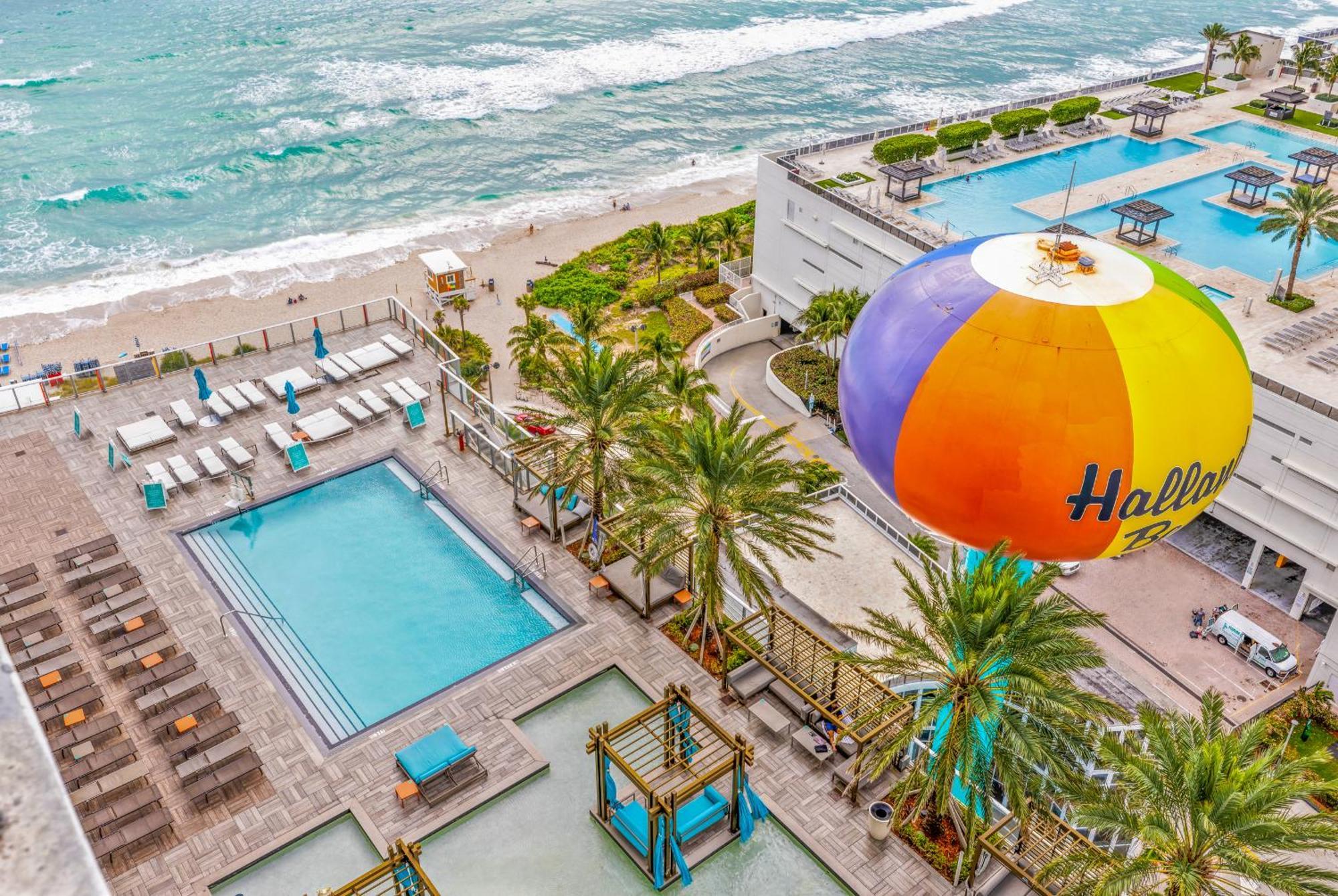 Wake Up To The Sound Of Waves In A Stylish Condo In A Luxury Resort Hollywood Eksteriør bilde