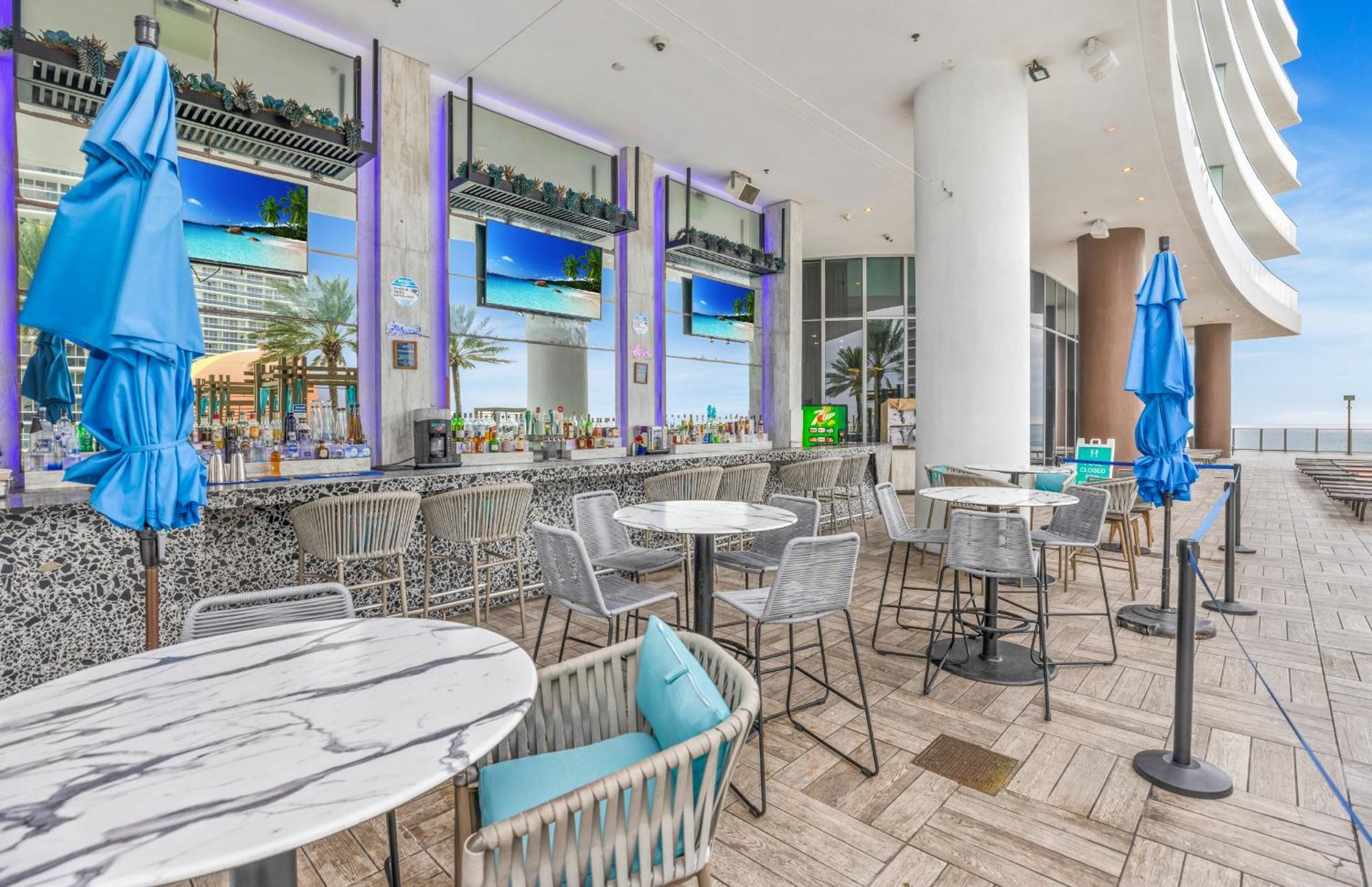 Wake Up To The Sound Of Waves In A Stylish Condo In A Luxury Resort Hollywood Eksteriør bilde