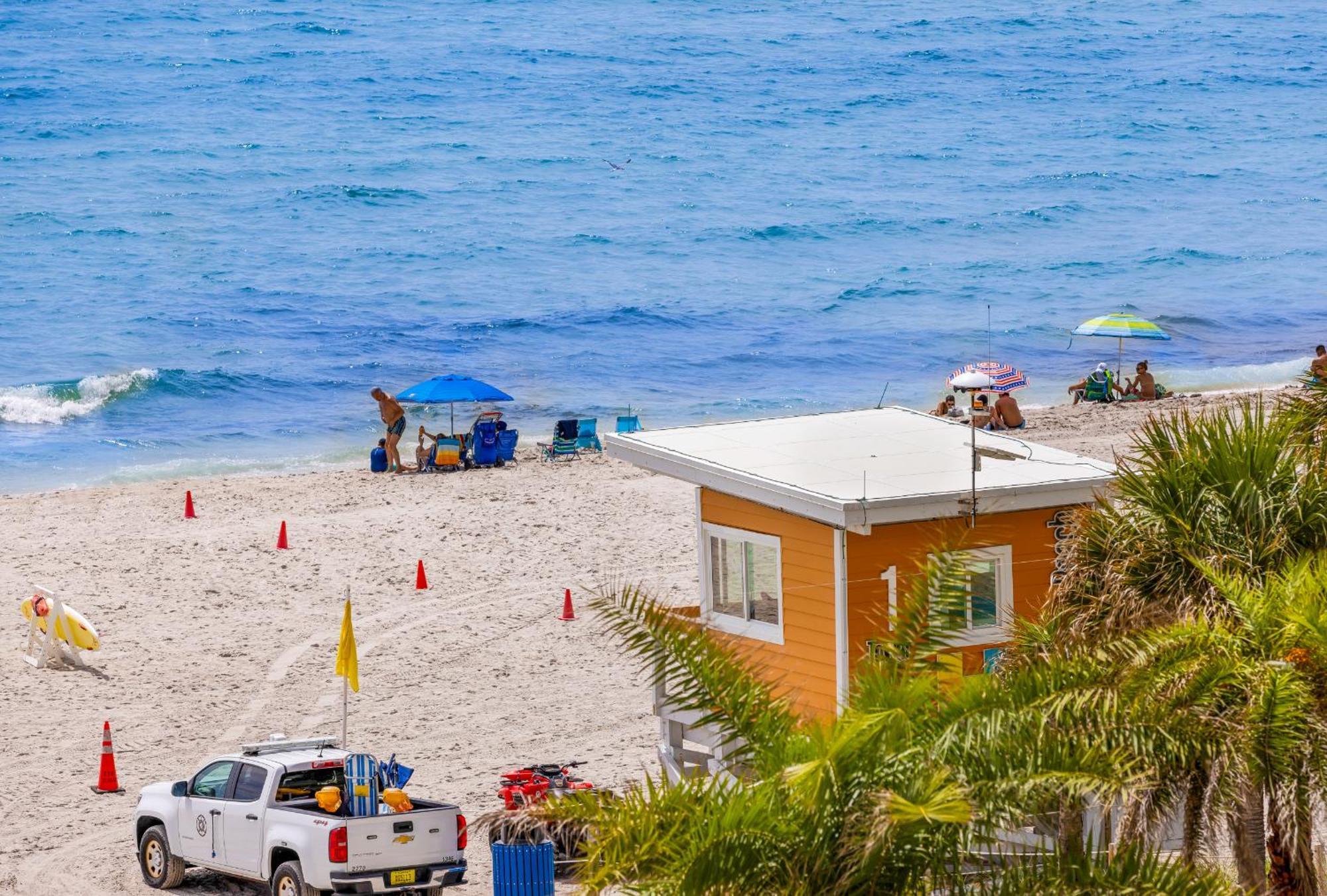Wake Up To The Sound Of Waves In A Stylish Condo In A Luxury Resort Hollywood Eksteriør bilde