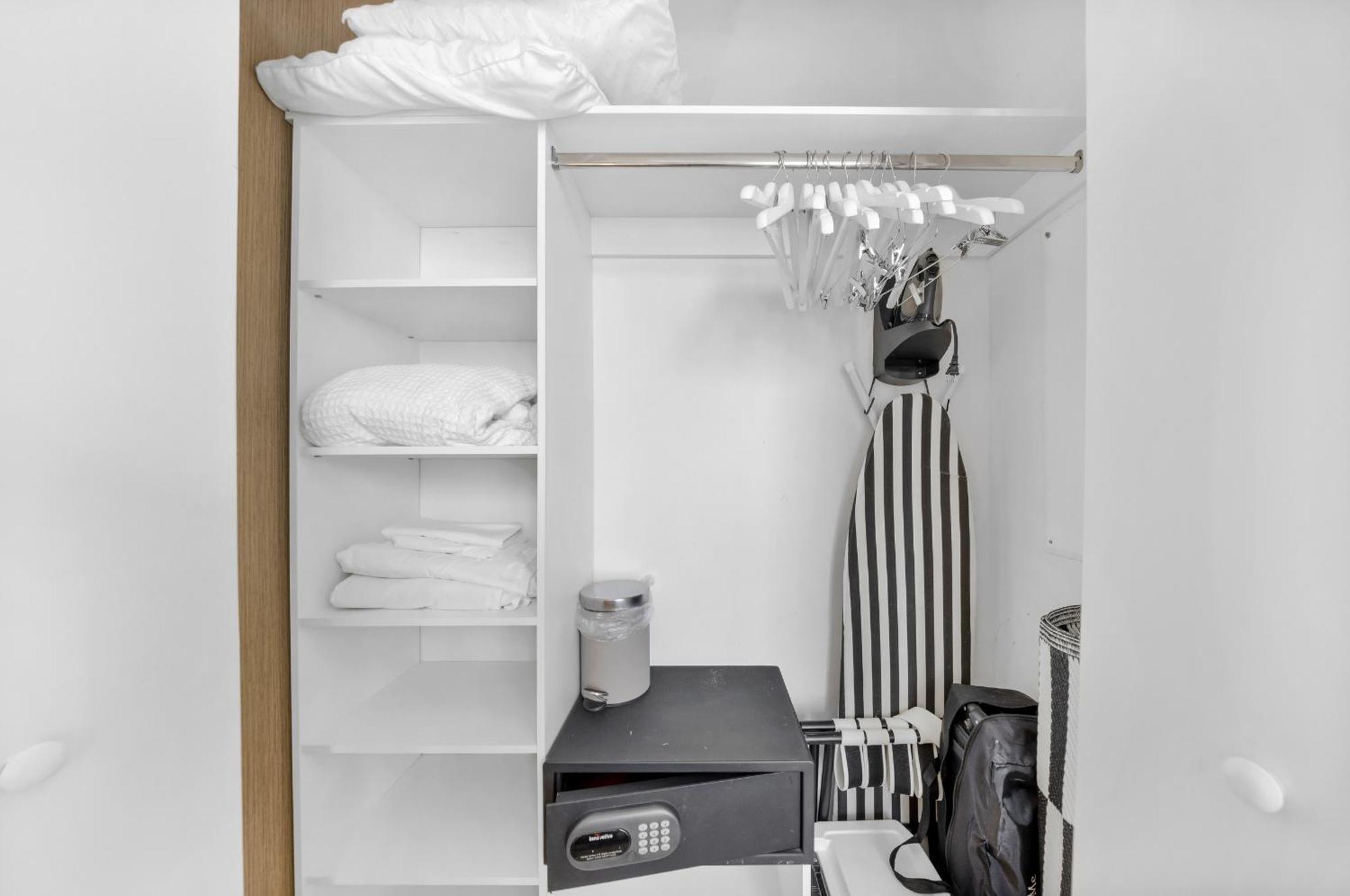Wake Up To The Sound Of Waves In A Stylish Condo In A Luxury Resort Hollywood Eksteriør bilde
