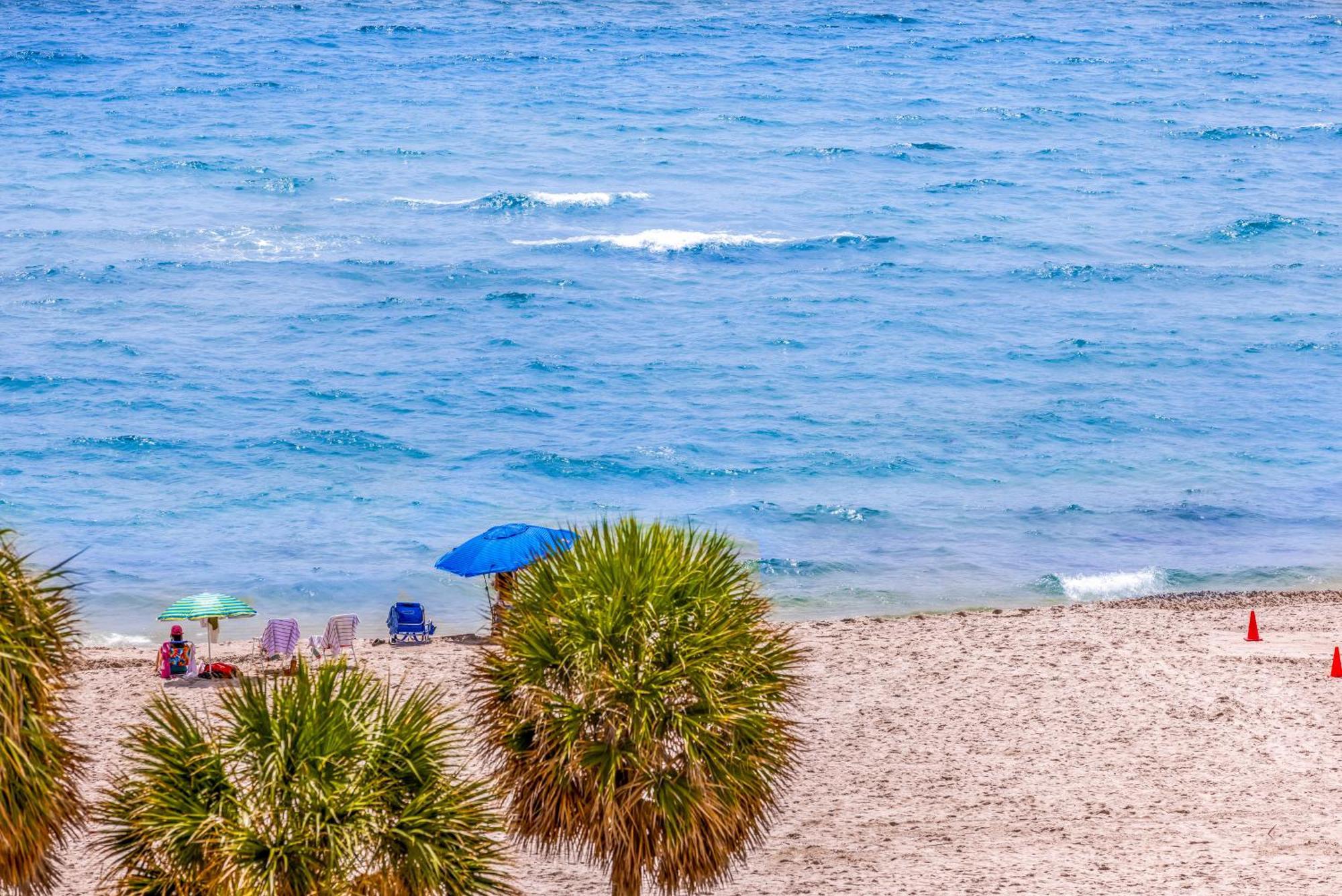 Wake Up To The Sound Of Waves In A Stylish Condo In A Luxury Resort Hollywood Eksteriør bilde